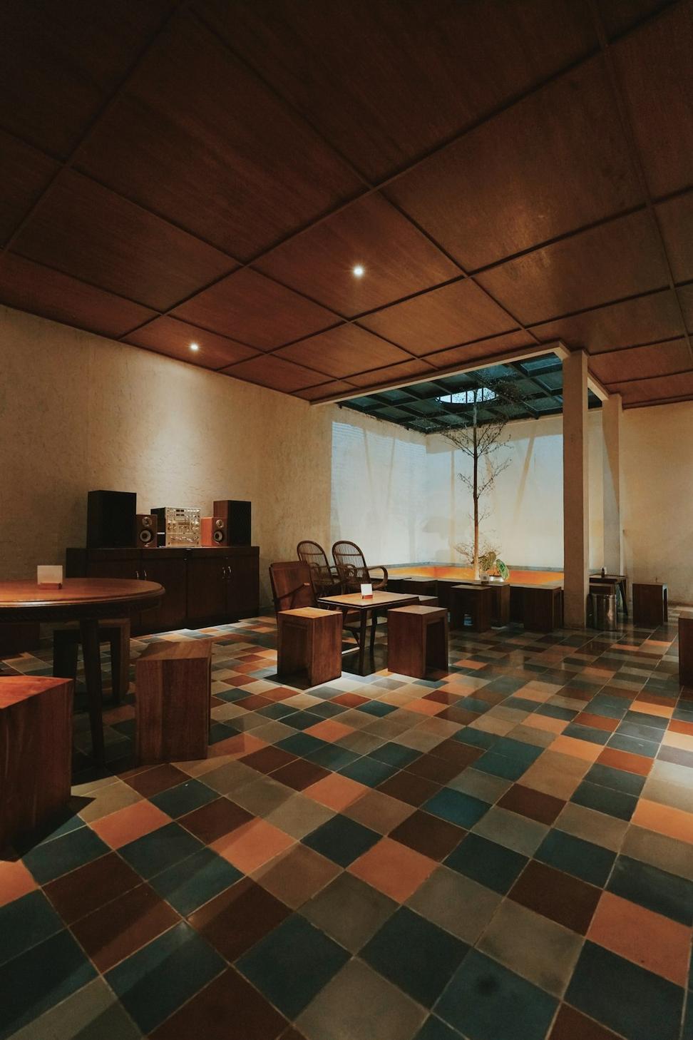 Warehouse conversion project