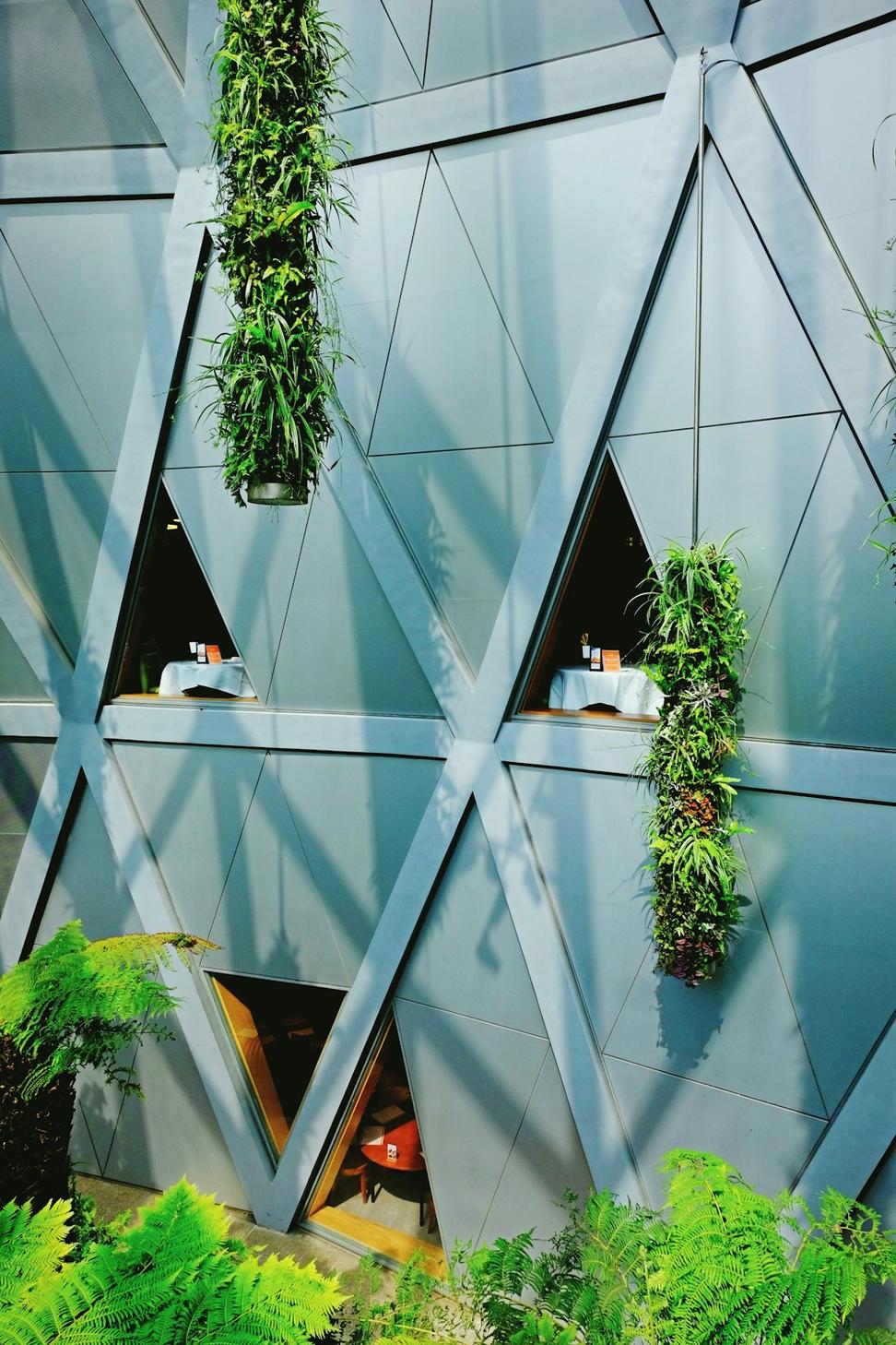 Modern sustainable tech